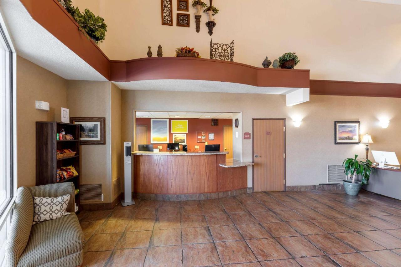 Quality Inn & Suites Wellington - Fort Collins Εξωτερικό φωτογραφία