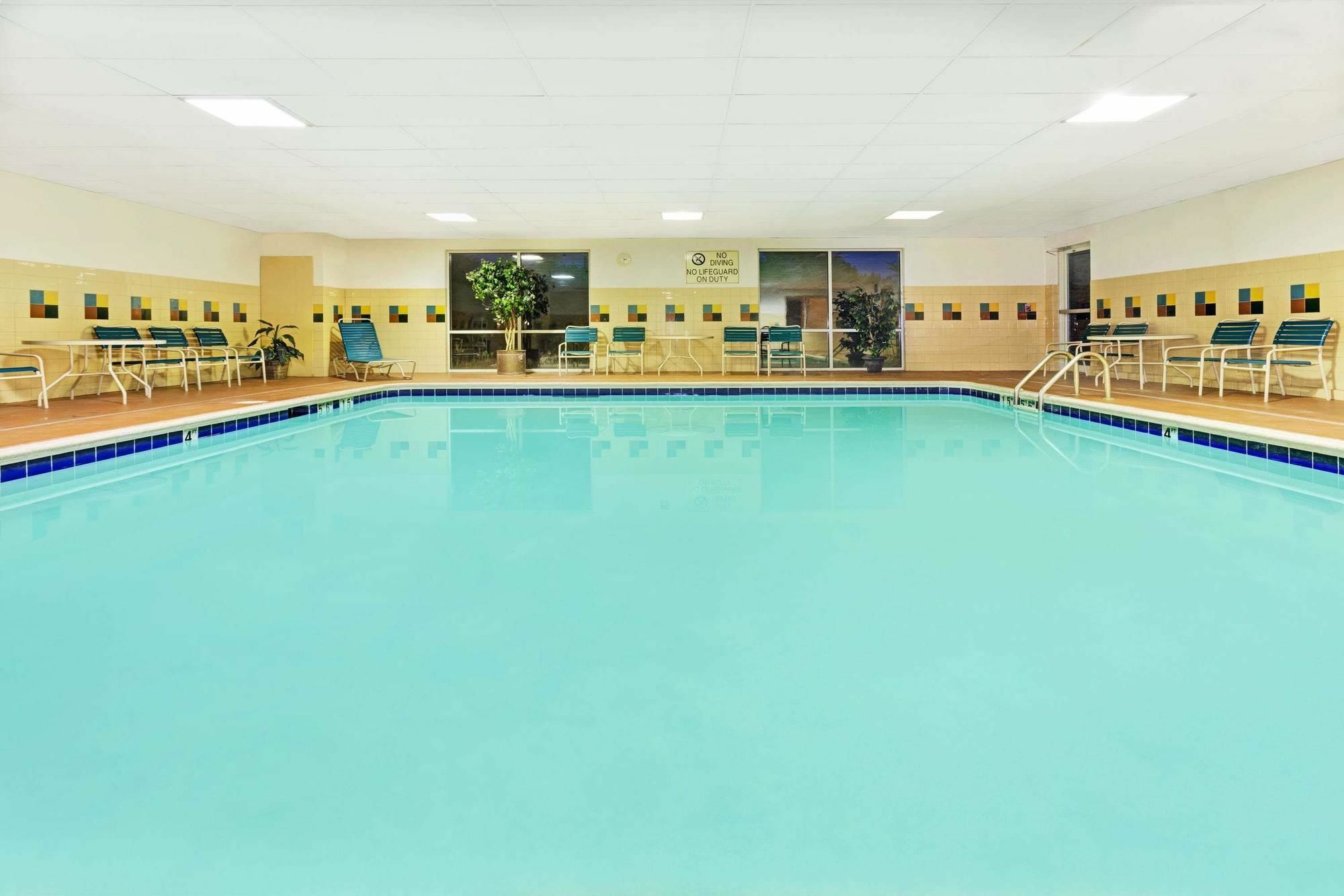Quality Inn & Suites Wellington - Fort Collins Εξωτερικό φωτογραφία